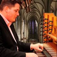 PIPES Organ